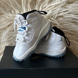 Jordan Kids White and Blue Sneakers